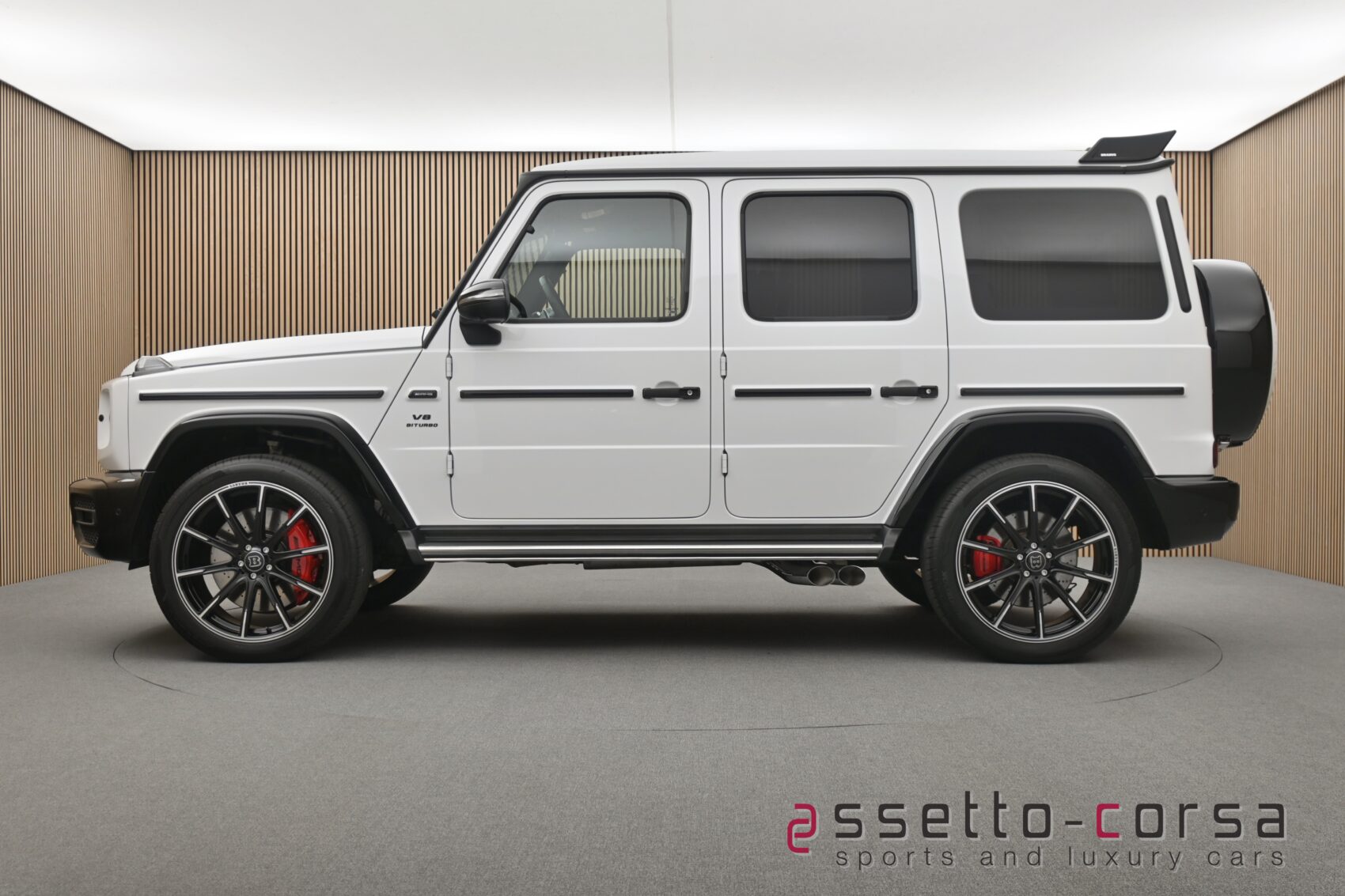 MERCEDES-BENZ - G63 AMG BRABUS 700