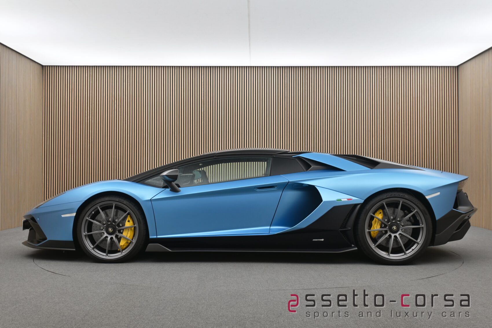LAMBORGHINI - AVENTADOR LP780-4 ULTIMAE ROADSTER