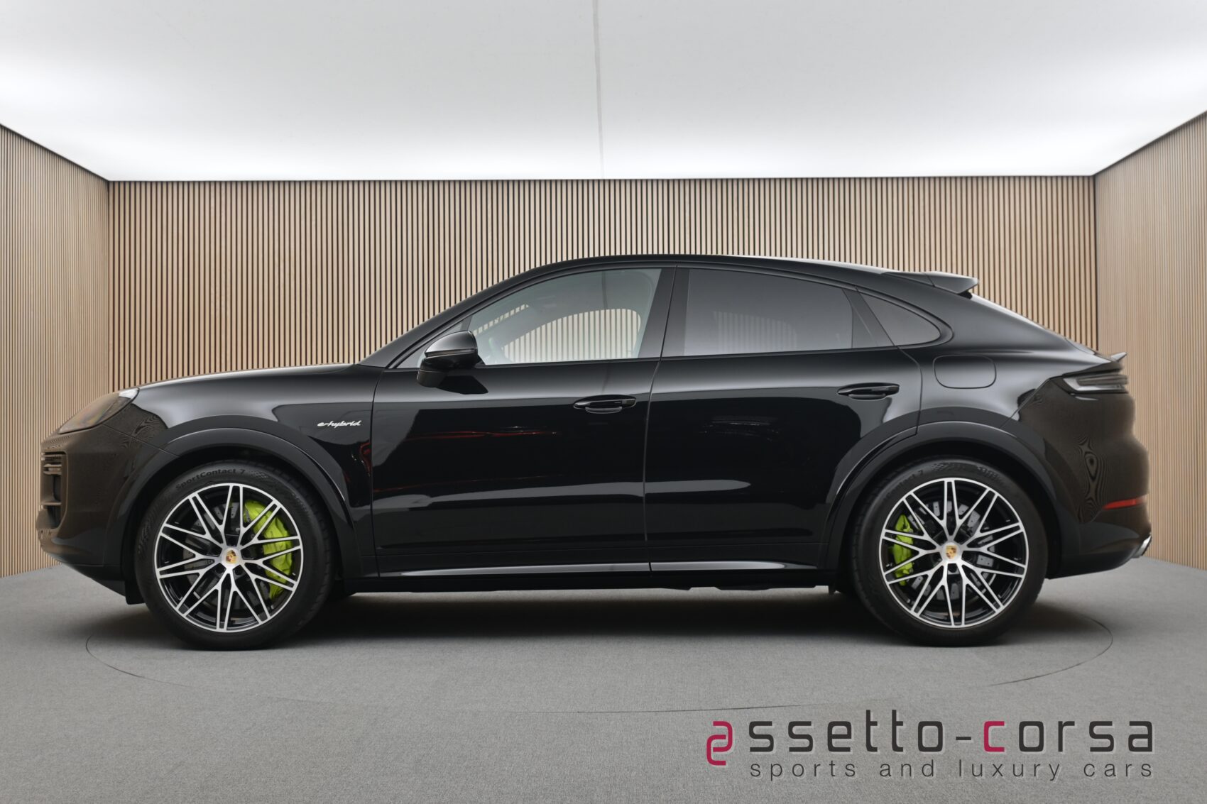 PORSCHE - CAYENNE TURBO E-HYBRID COUPE