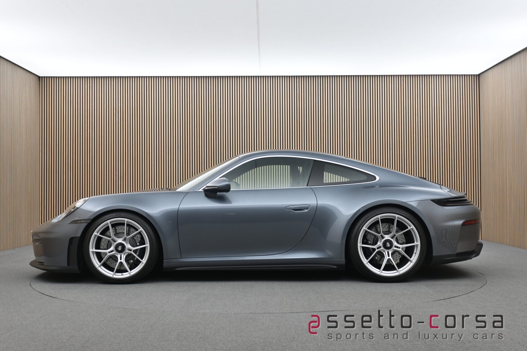 PORSCHE - 911 (992.2) GT3 TOURING