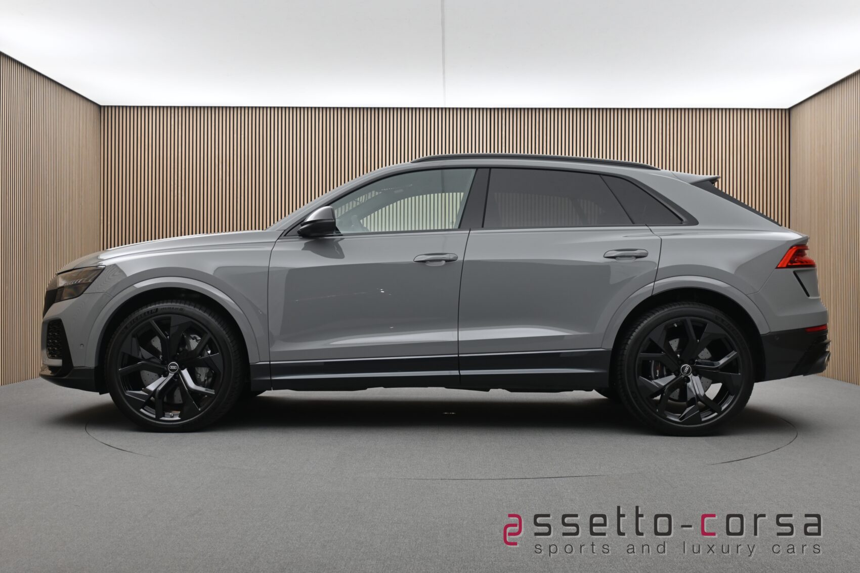 AUDI - RS Q8
